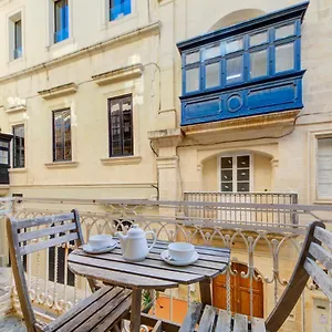 valletta-harbour-house-st-ursula-apartment.qawrahotelsmalta.org/